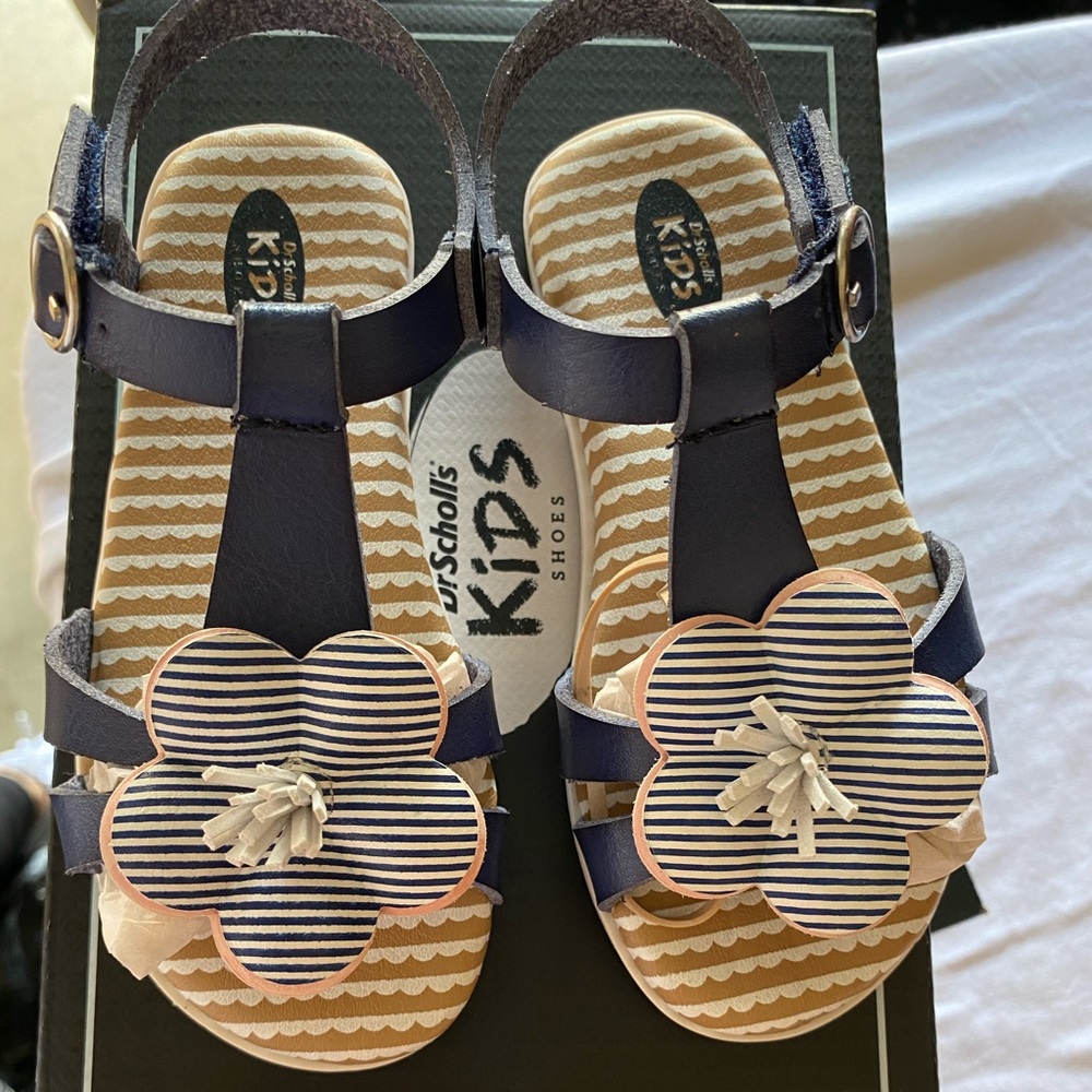 Dr scholl’s girl sandals